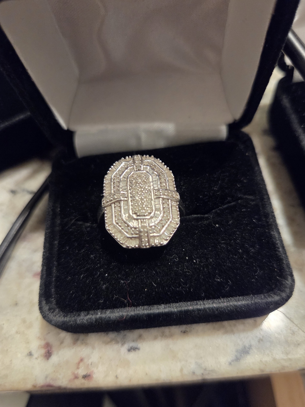 Vintage Diamon Chip Pavé Cocktail Ring - Silver